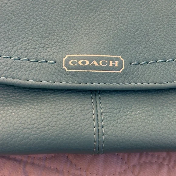 NWOT Coach large flap wristlet. - Picture 2 of 10